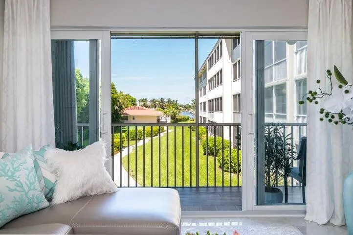 penthouse 204