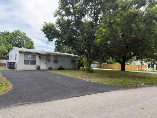 Large corner lot