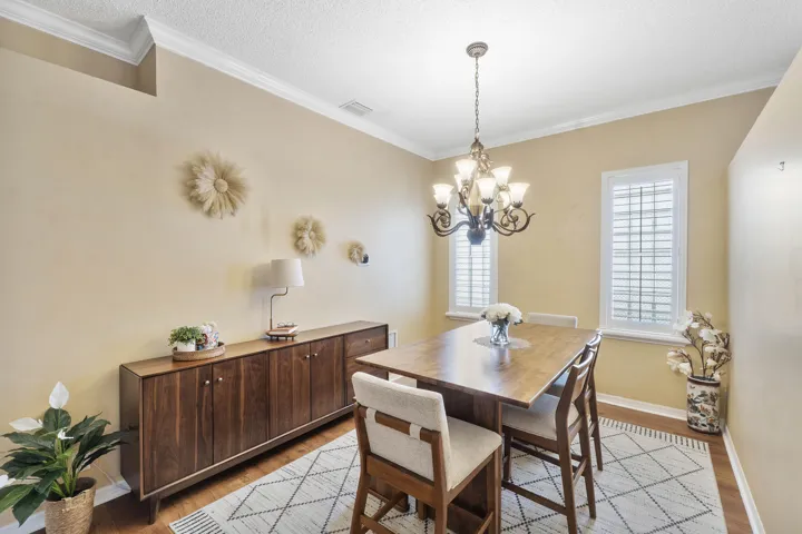 5877 NW 73rd Ct_009