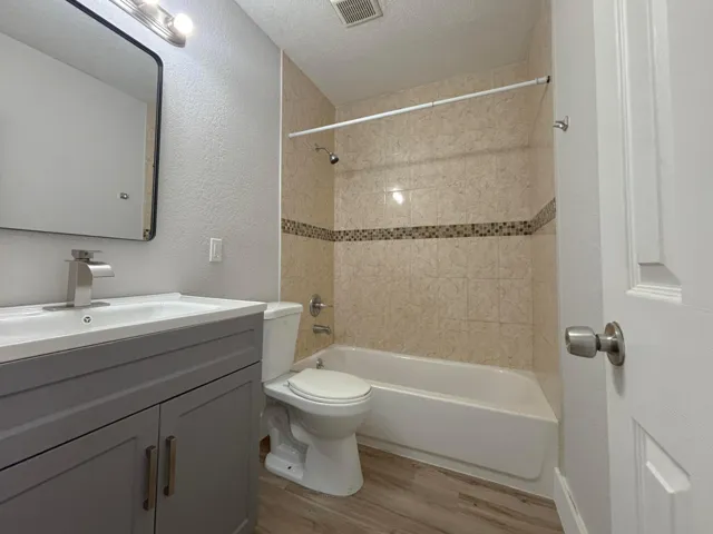 Final Pictures_6720 SW 17th St_032