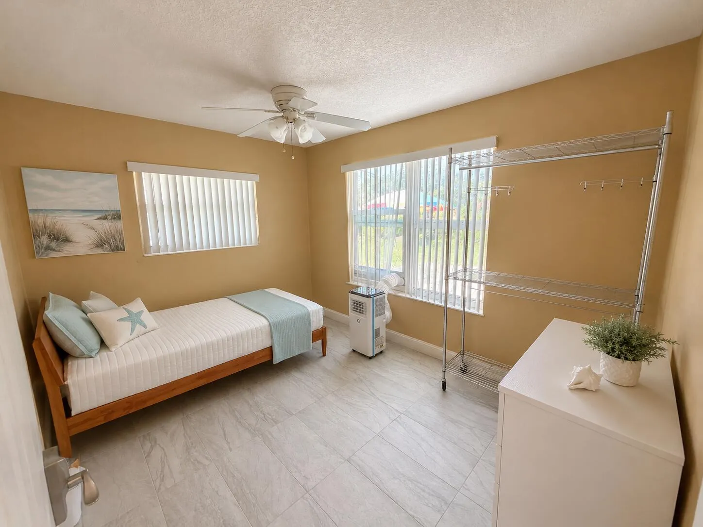 Larger bedroom $1300