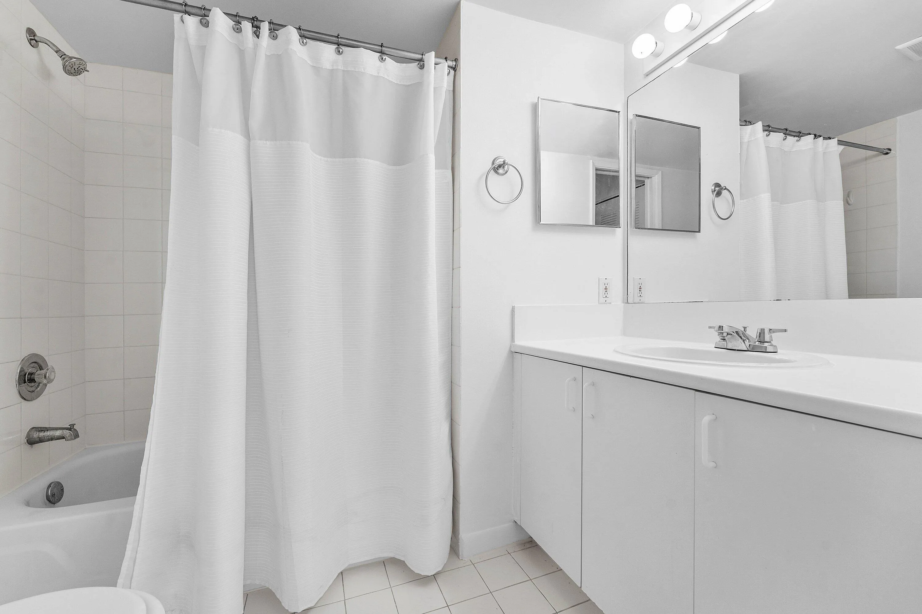Bathroom #2
