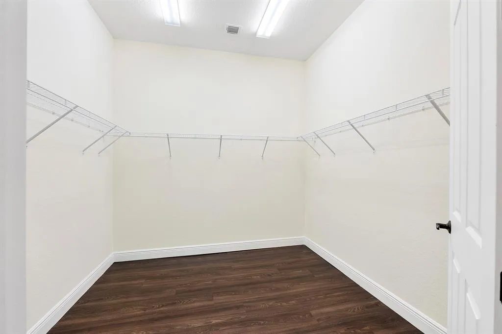 mster closet