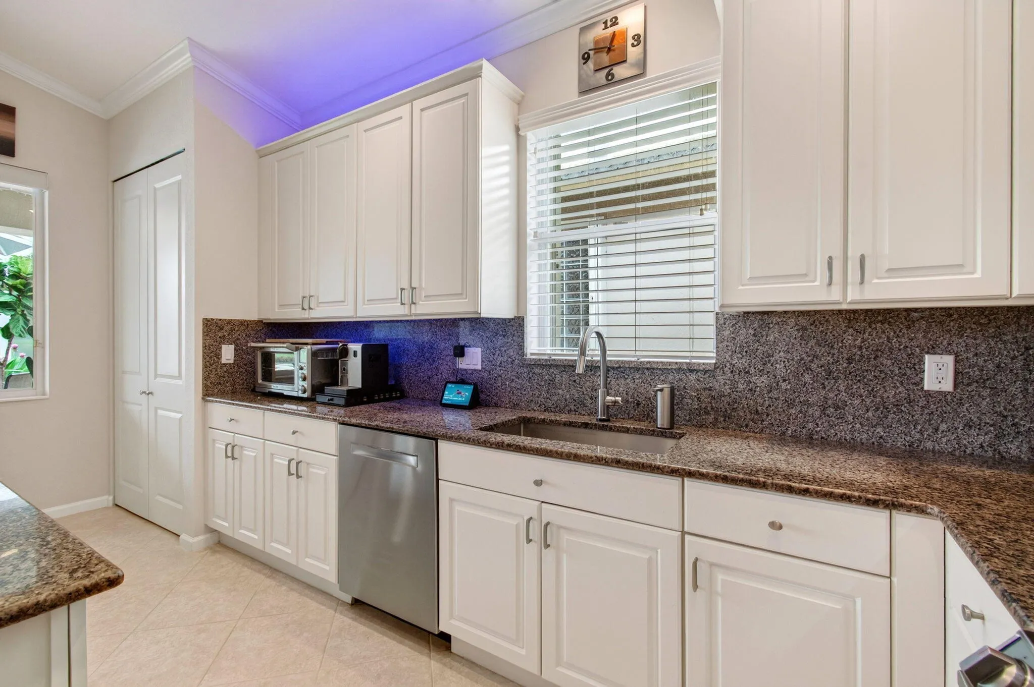 21 31-web-or-mls-DSC_4875