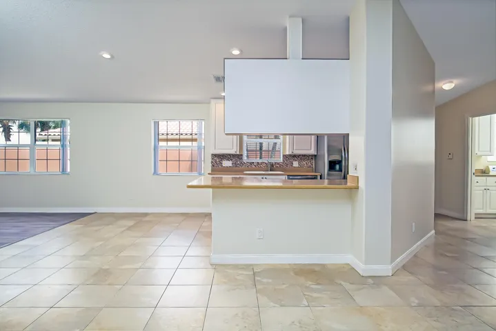 11320Pembroke-16
