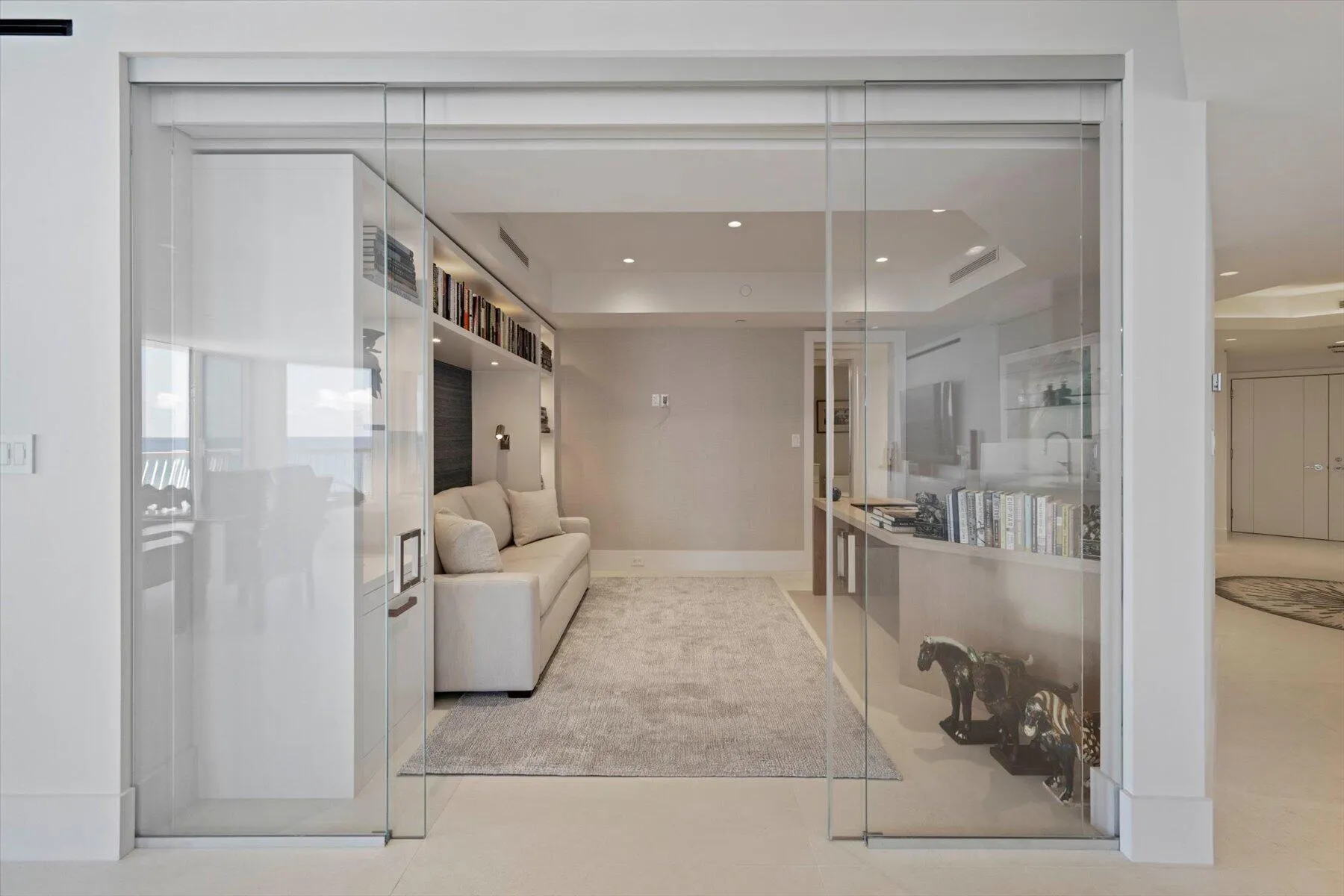 3rd Bed/Den