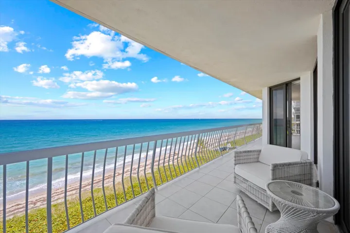 Wraparound Balcony