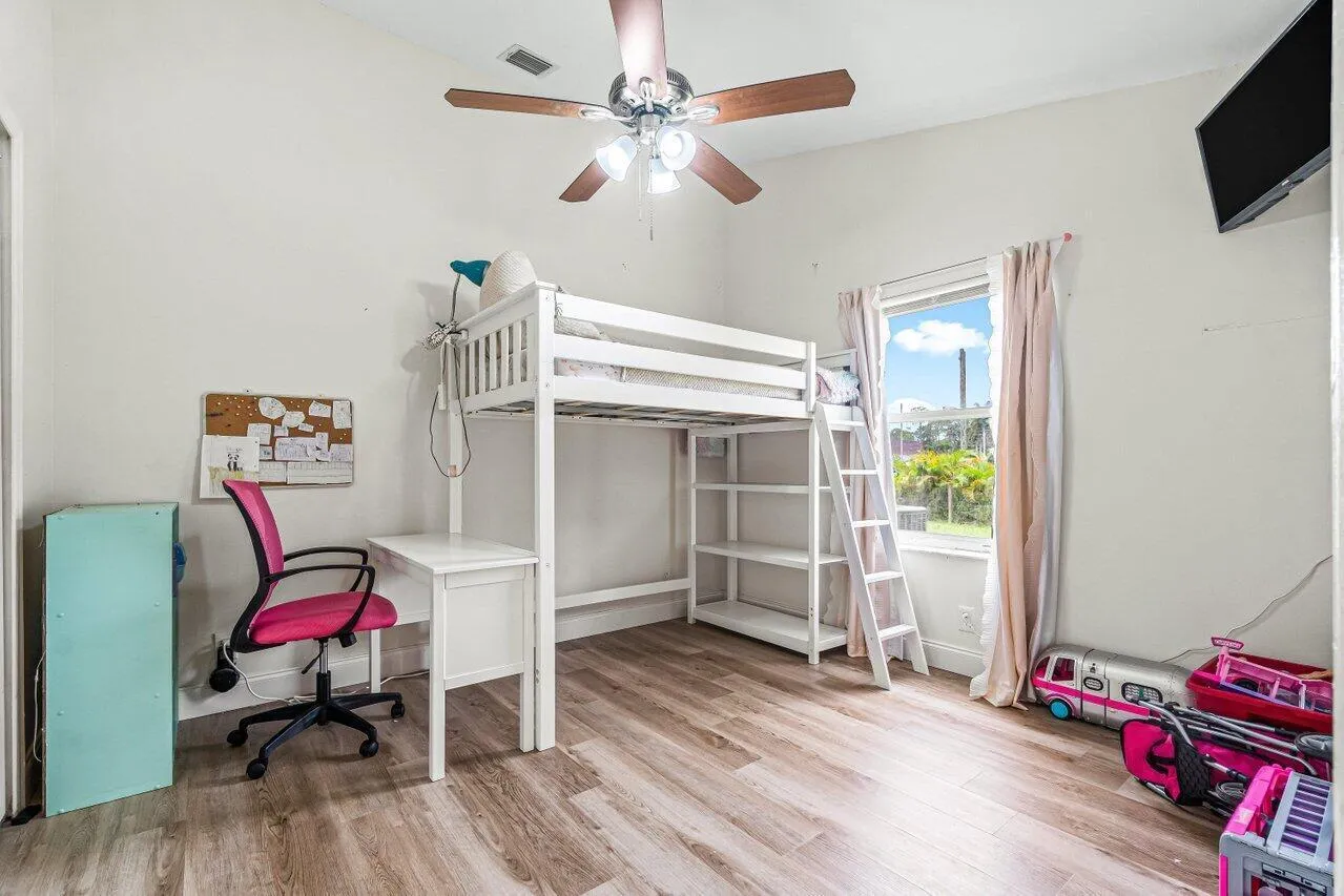 017-1543963rdPlaceNorth-Loxahatchee-FL-3