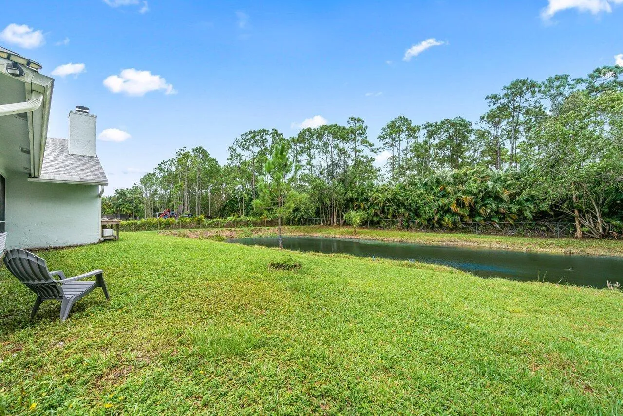 027-1543963rdPlaceNorth-Loxahatchee-FL-3