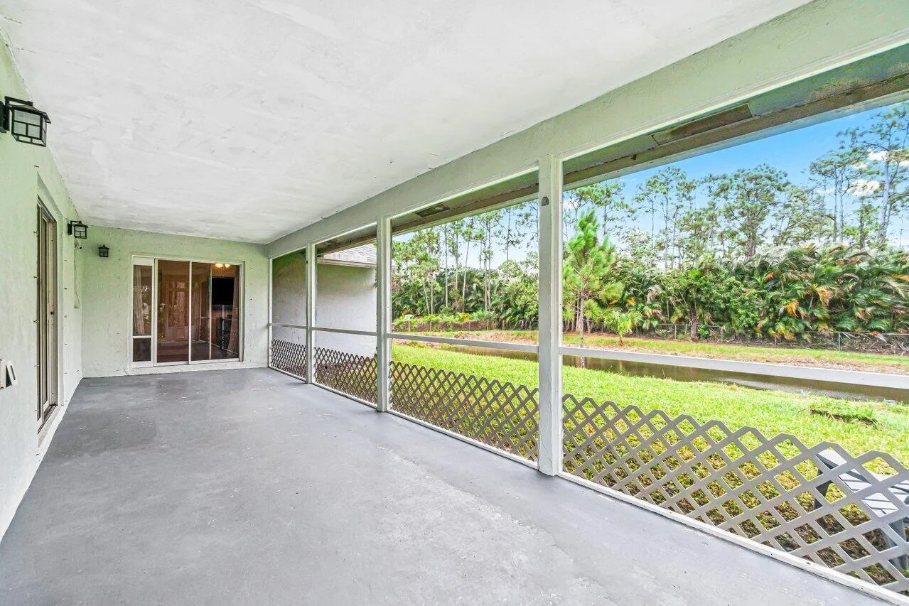 025-1543963rdPlaceNorth-Loxahatchee-FL-3
