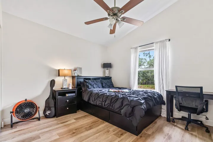 023-1543963rdPlaceNorth-Loxahatchee-FL-3