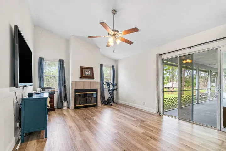 006-1543963rdPlaceNorth-Loxahatchee-FL-3