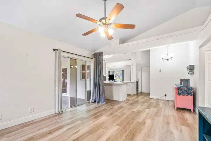 005-1543963rdPlaceNorth-Loxahatchee-FL-3