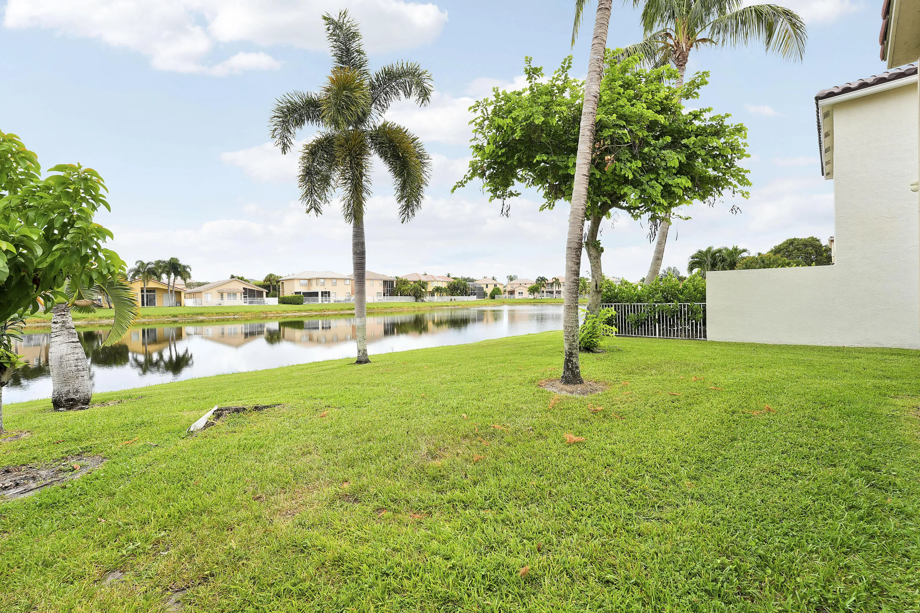 Property photo 44