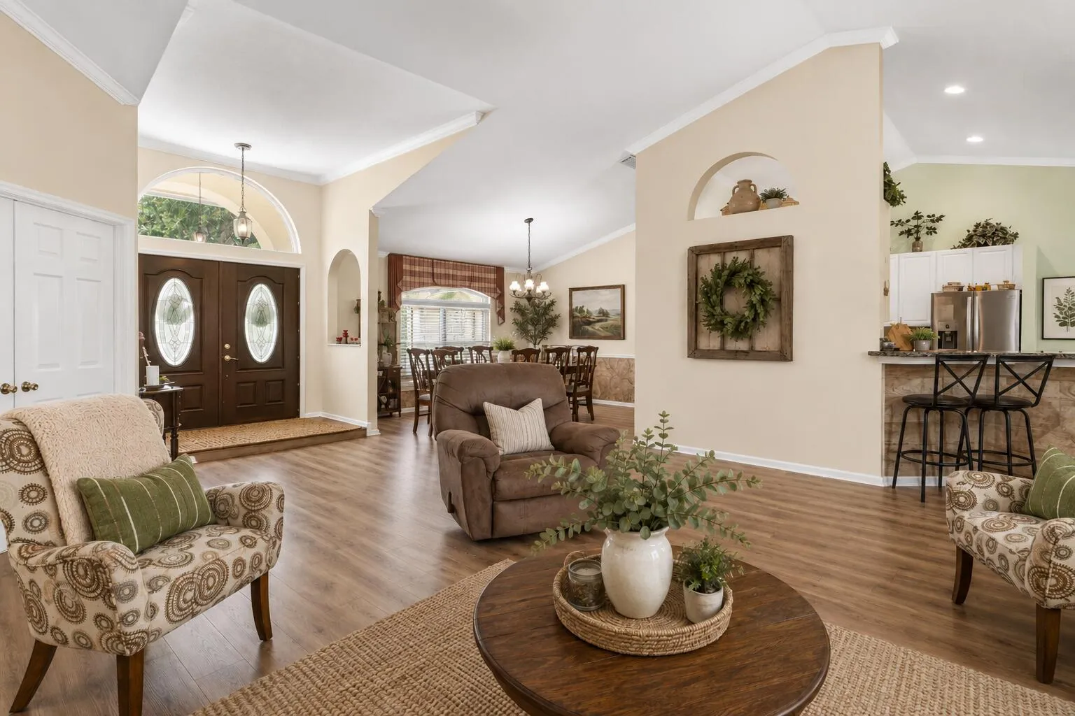 LIVING RM