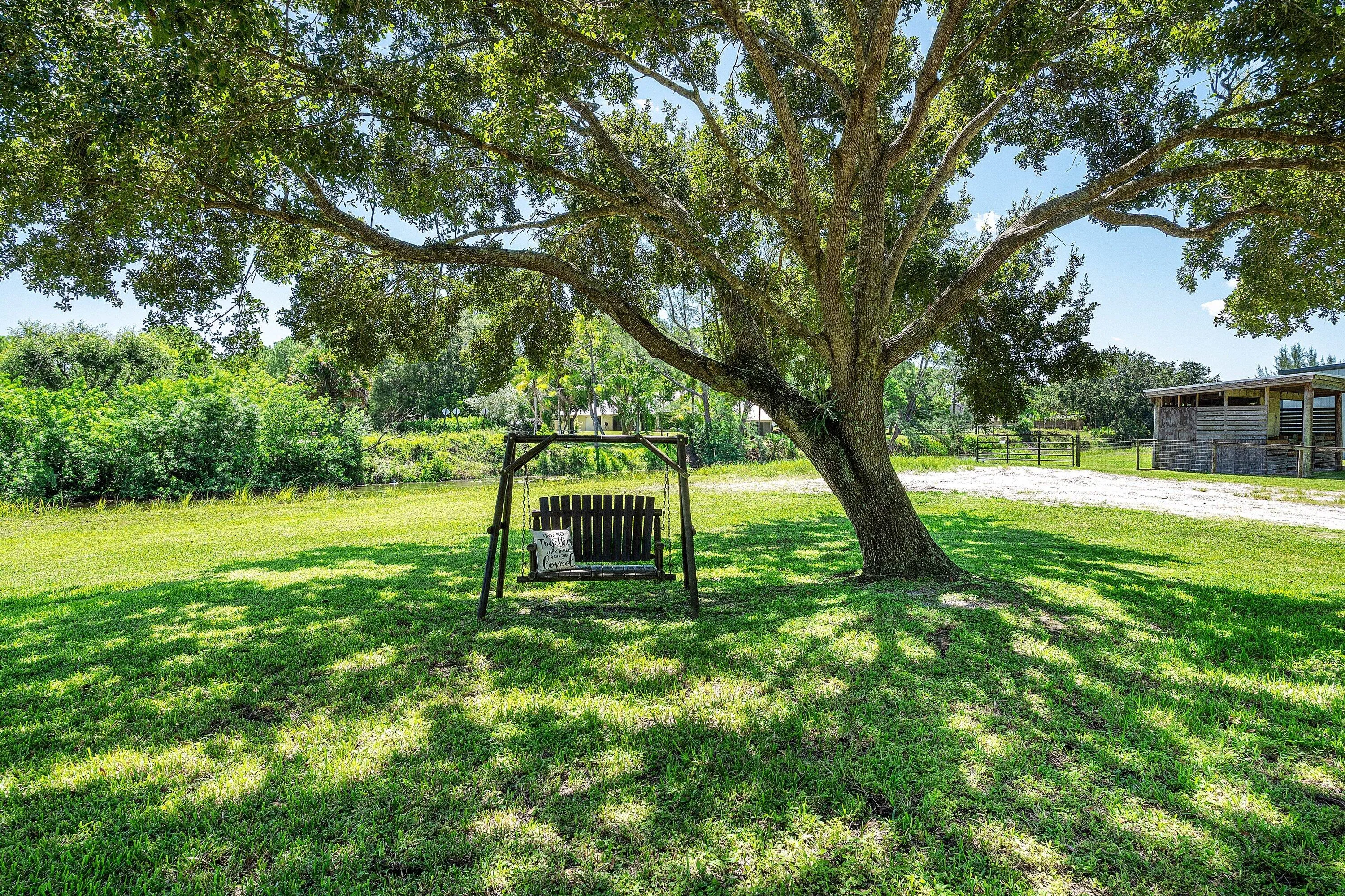 037-1703792ndLaneNorth-TheAcreage-FL-334