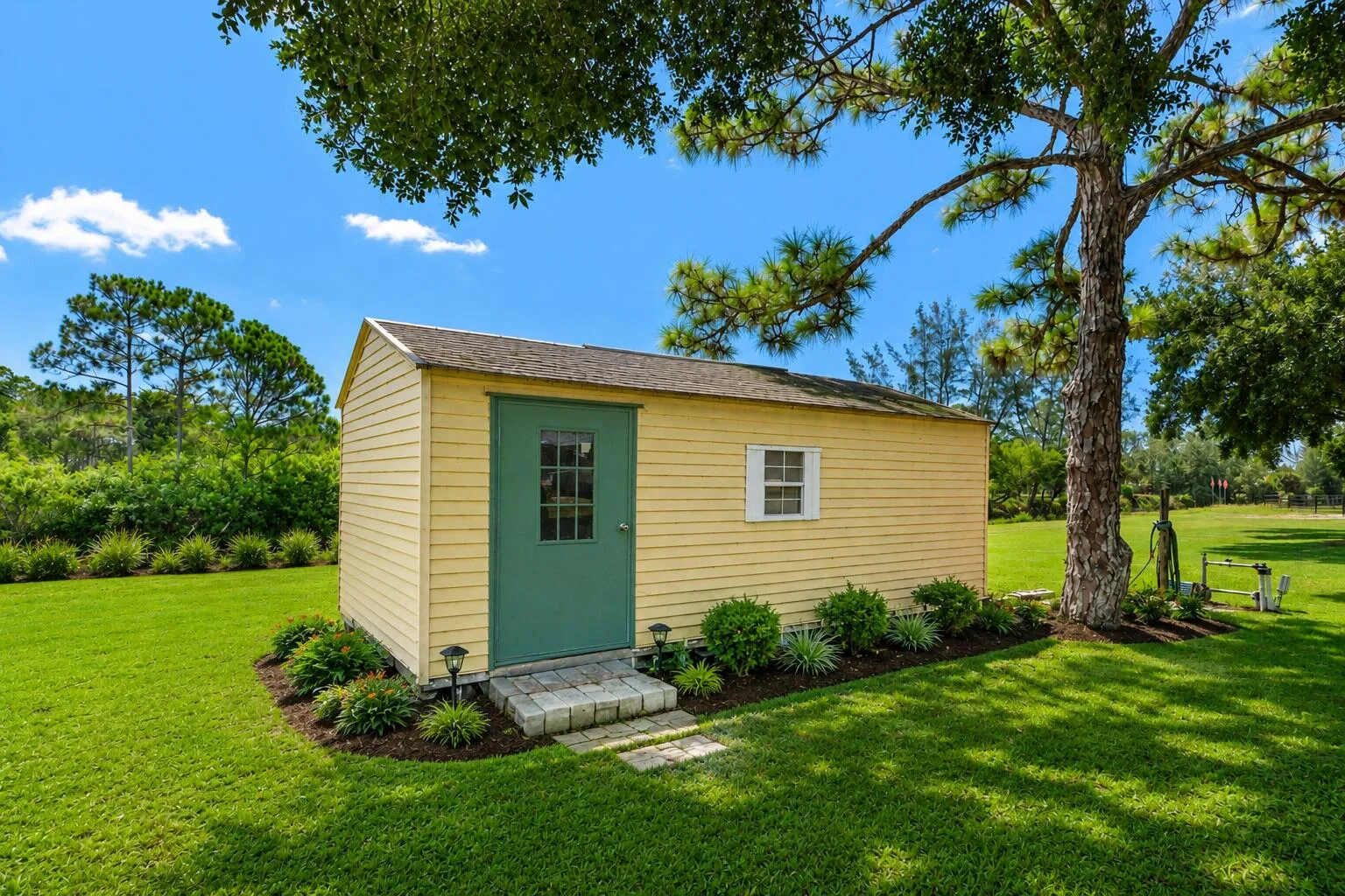 SHED WITH ELC