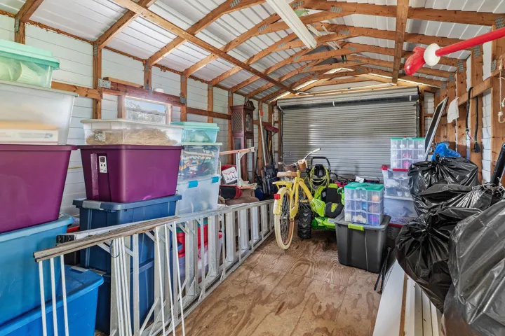 SHED WITH ELC