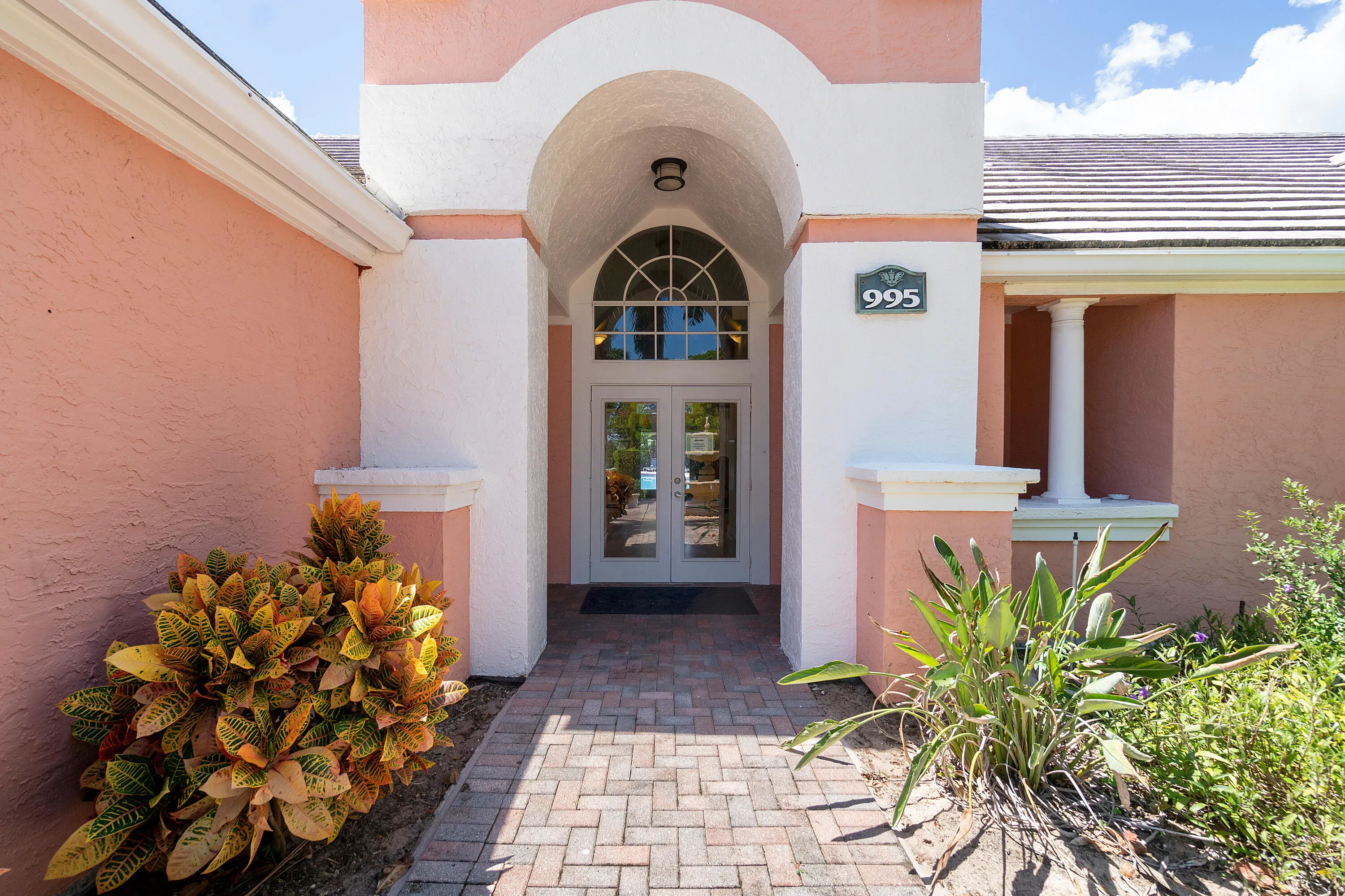 Clubhouse Entryway
