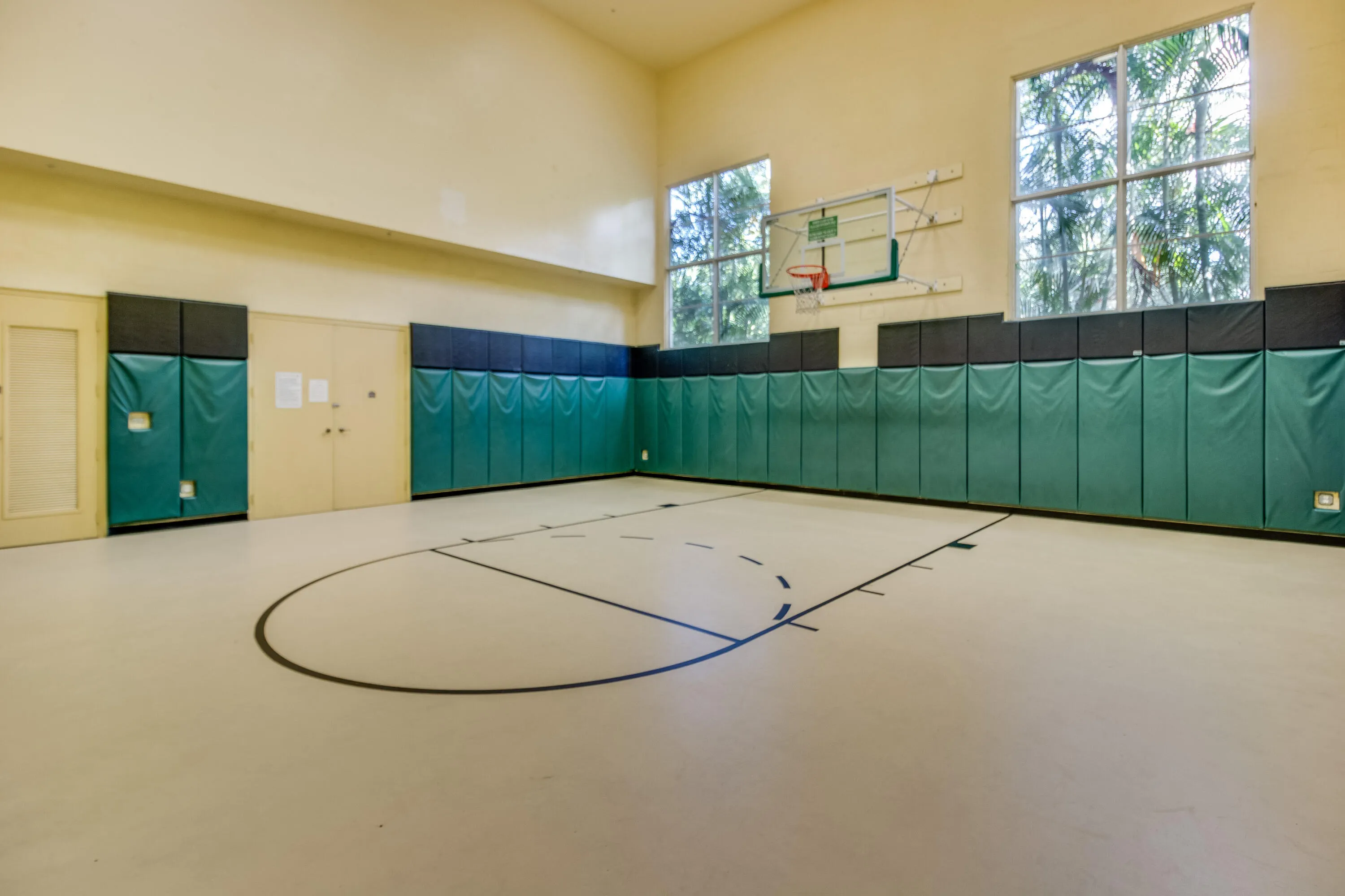 040-1660RenaissanceCommonsBoulevard-2421