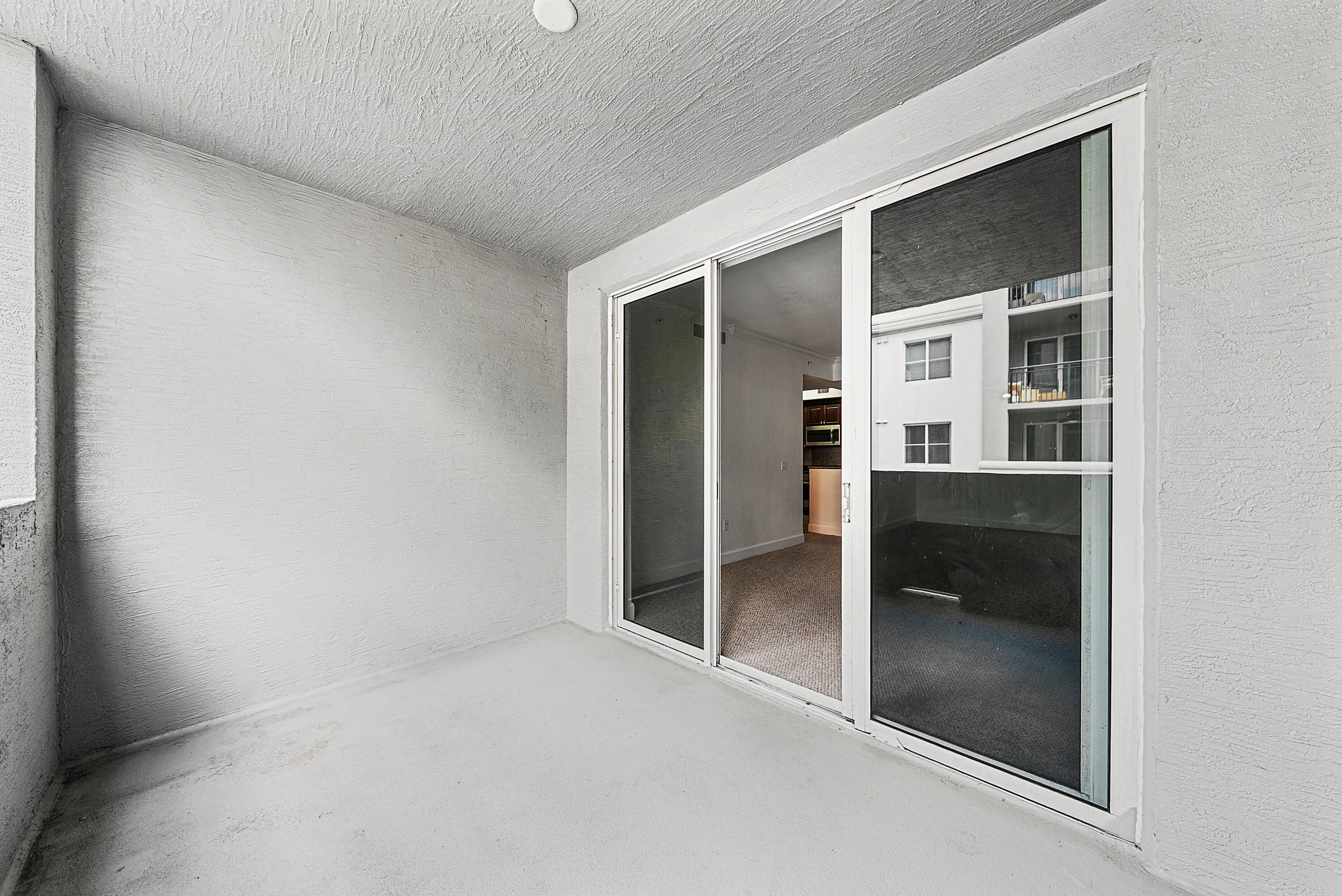 024-1660RenaissanceCommonsBoulevard-2421