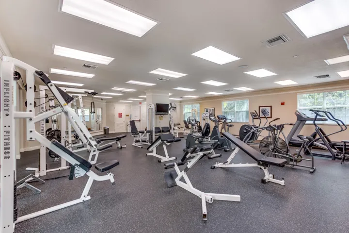 029-1660RenaissanceCommonsBoulevard-2421