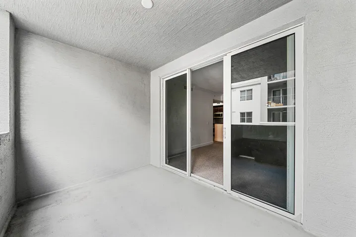 024-1660RenaissanceCommonsBoulevard-2421