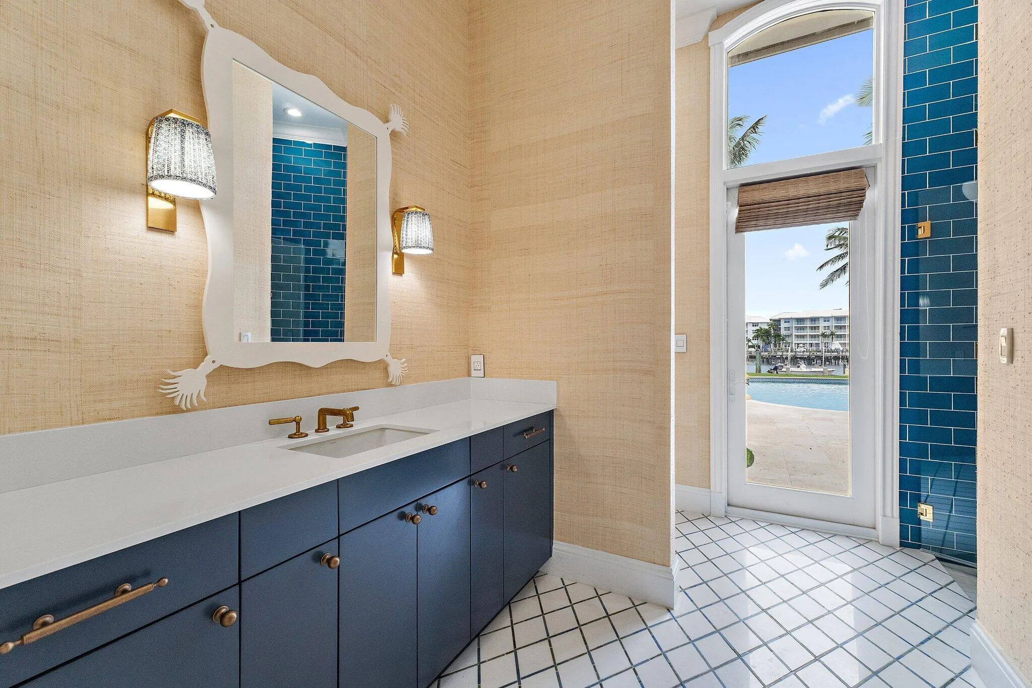 Cabana Bath