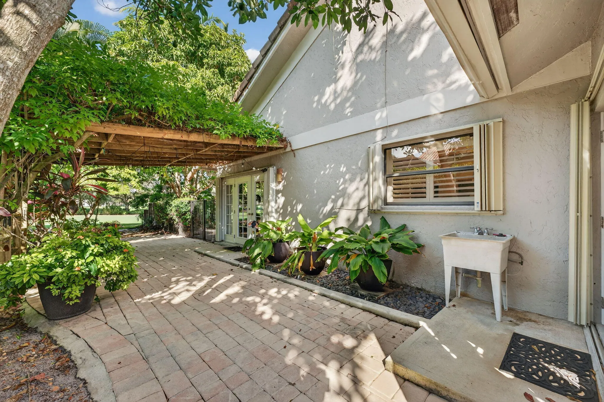 7205 Mandarin Drive