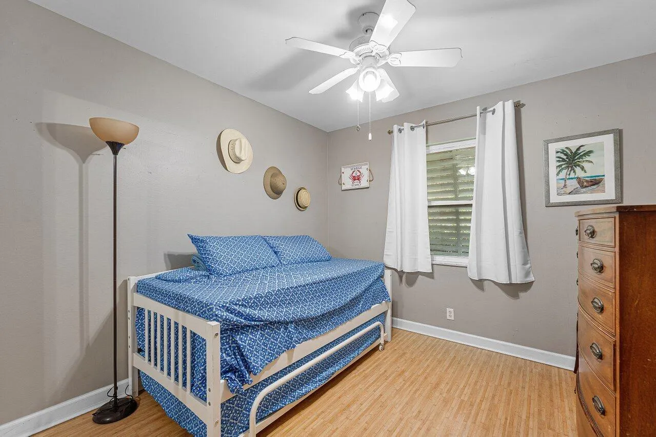 016-612Northwest7thCourt-BoyntonBeach-FL