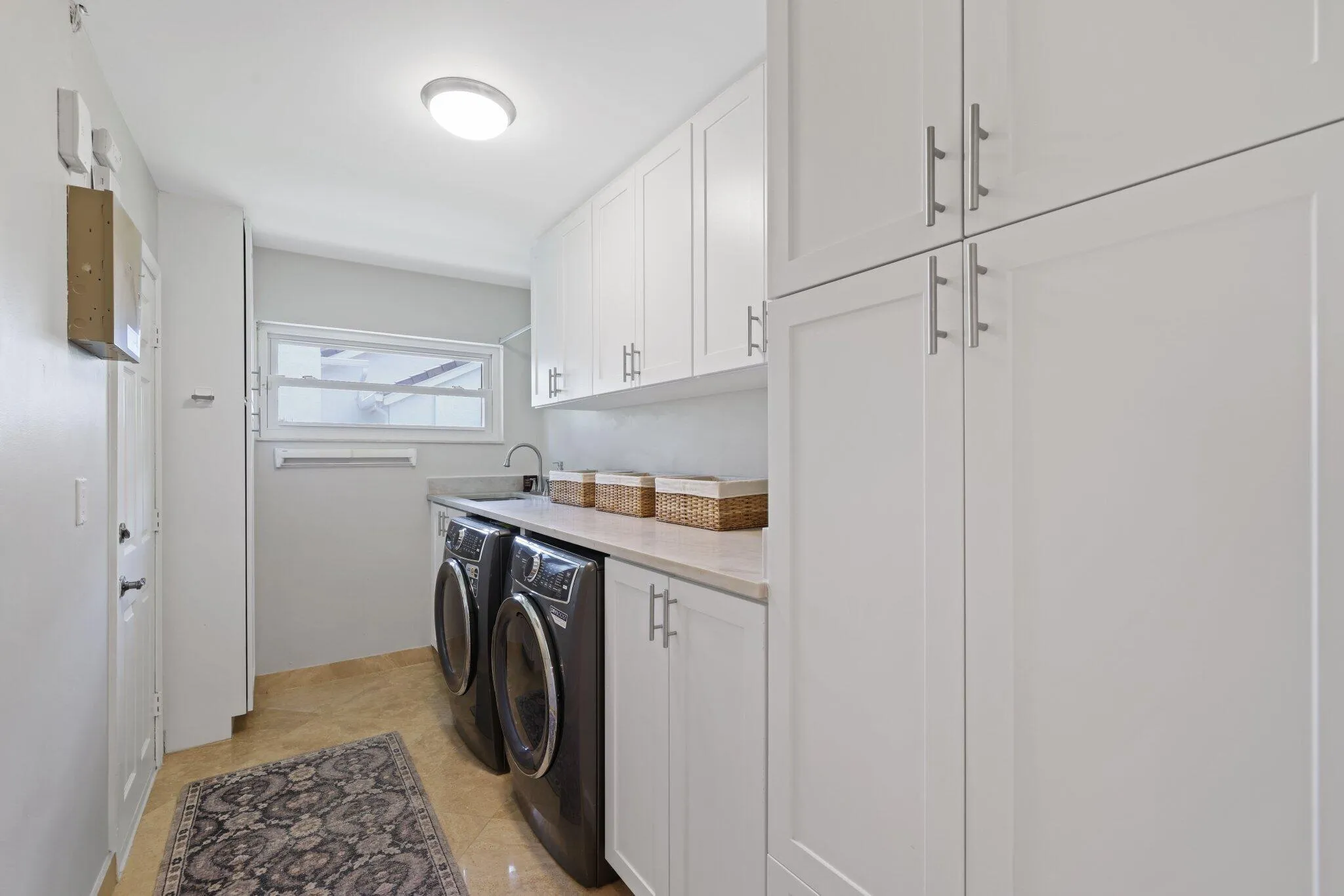2911 NW 28th Terrace - 59.jpg-SMALL