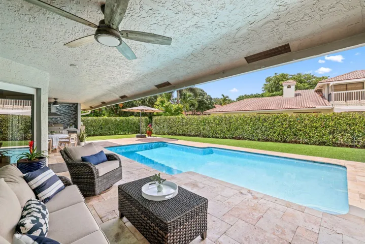 2911 NW 28th Terrace - 35.jpg-SMALL