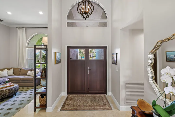 2911 NW 28th Terrace - 7.jpg-SMALL
