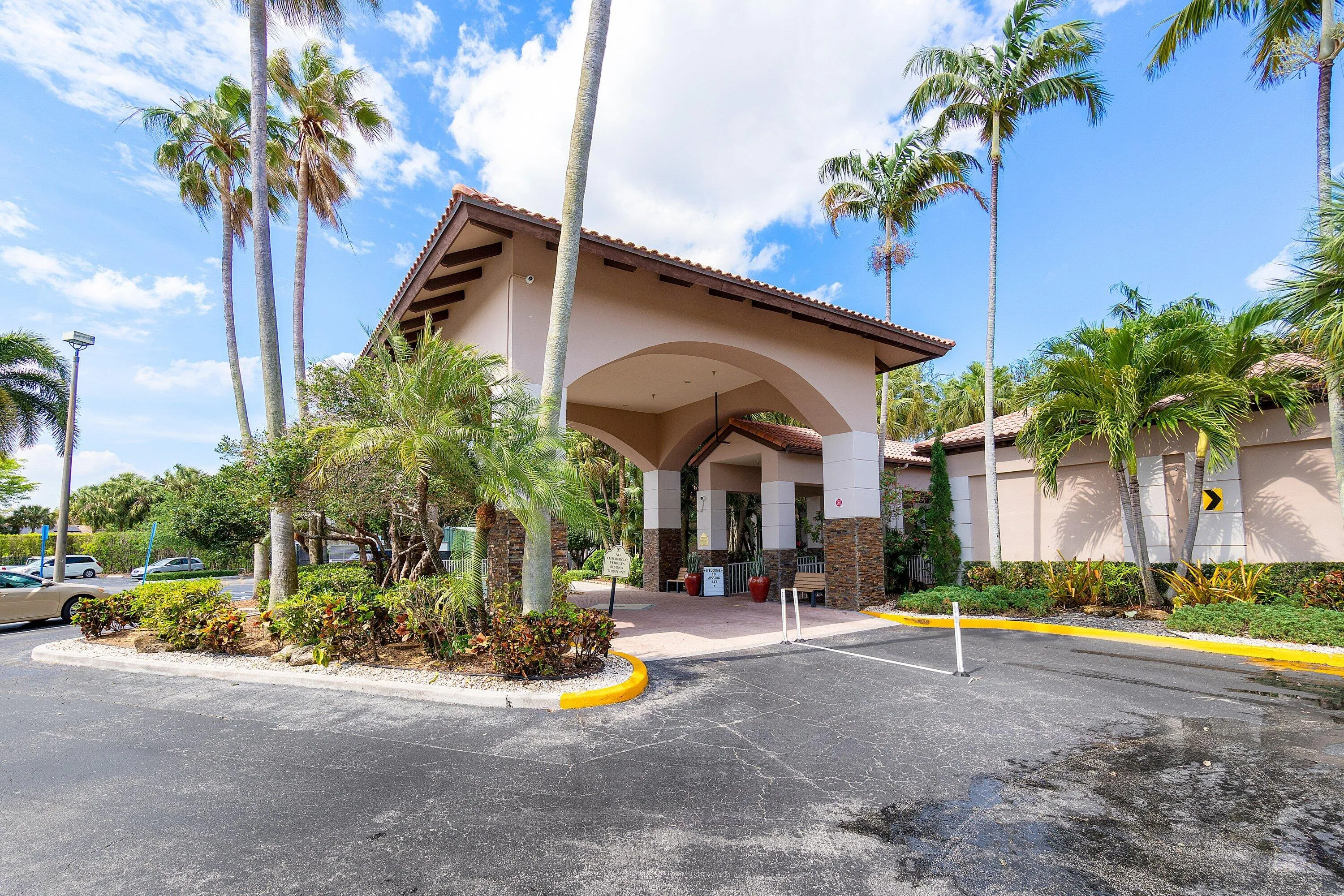 063-10616WheelhouseCircle-BocaRaton-FL-3