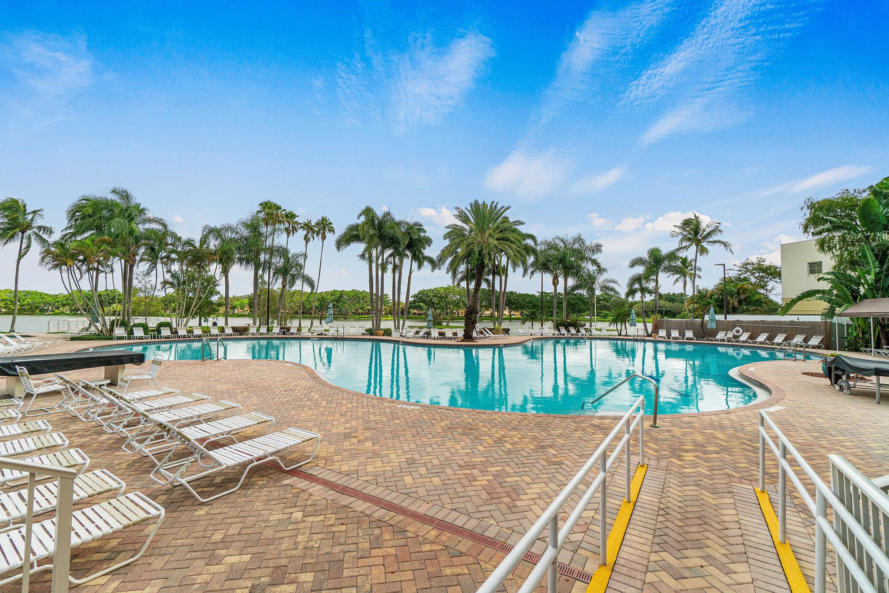 073-10616WheelhouseCircle-BocaRaton-FL-3