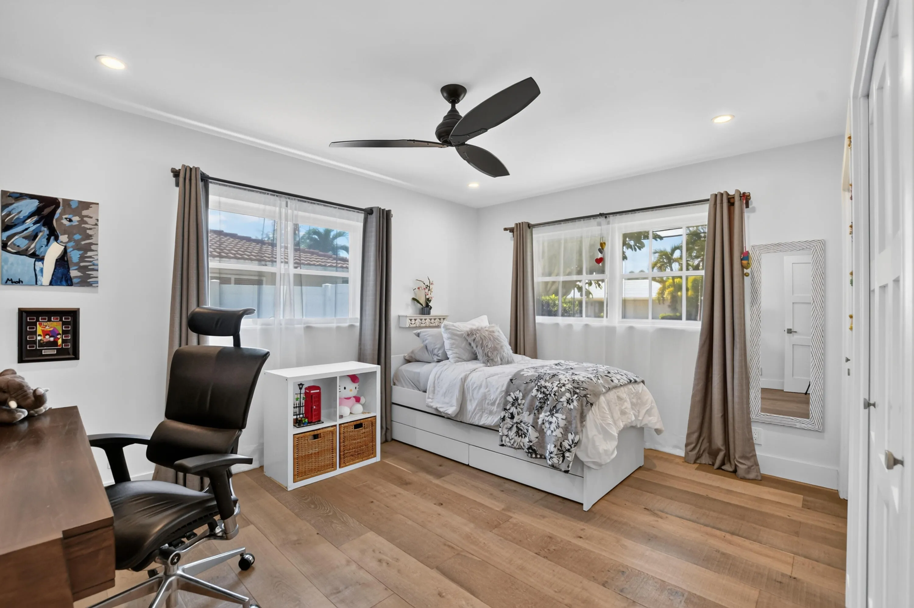 Bedroom