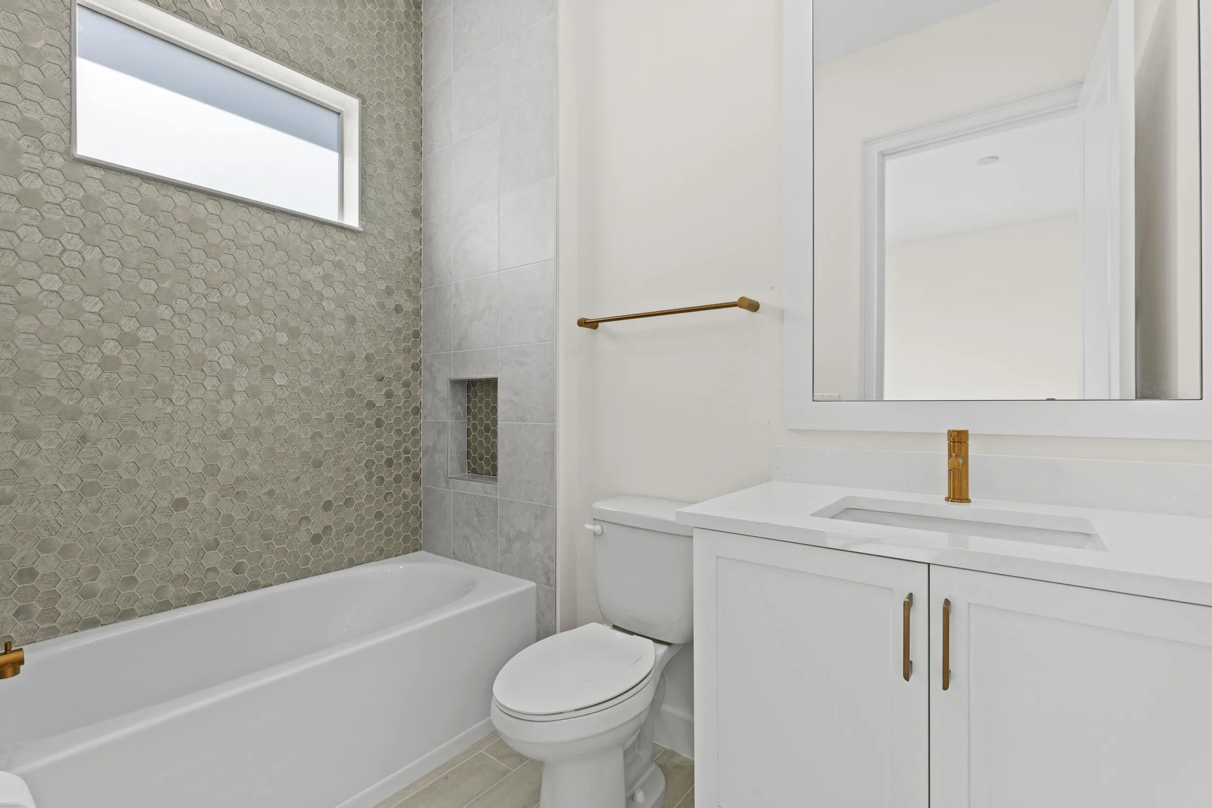 Bedroom 2 en-suite