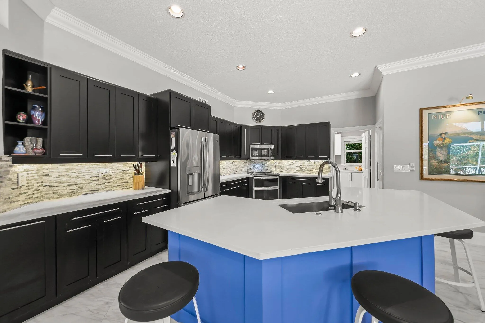 20317 Hacienda Court - 16.jpg-SMALL