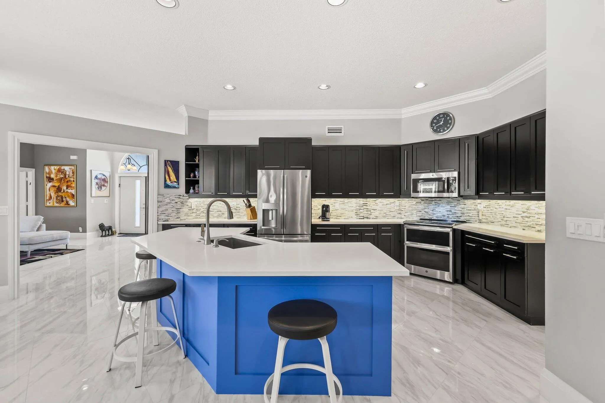 20317 Hacienda Court - 18.jpg-SMALL