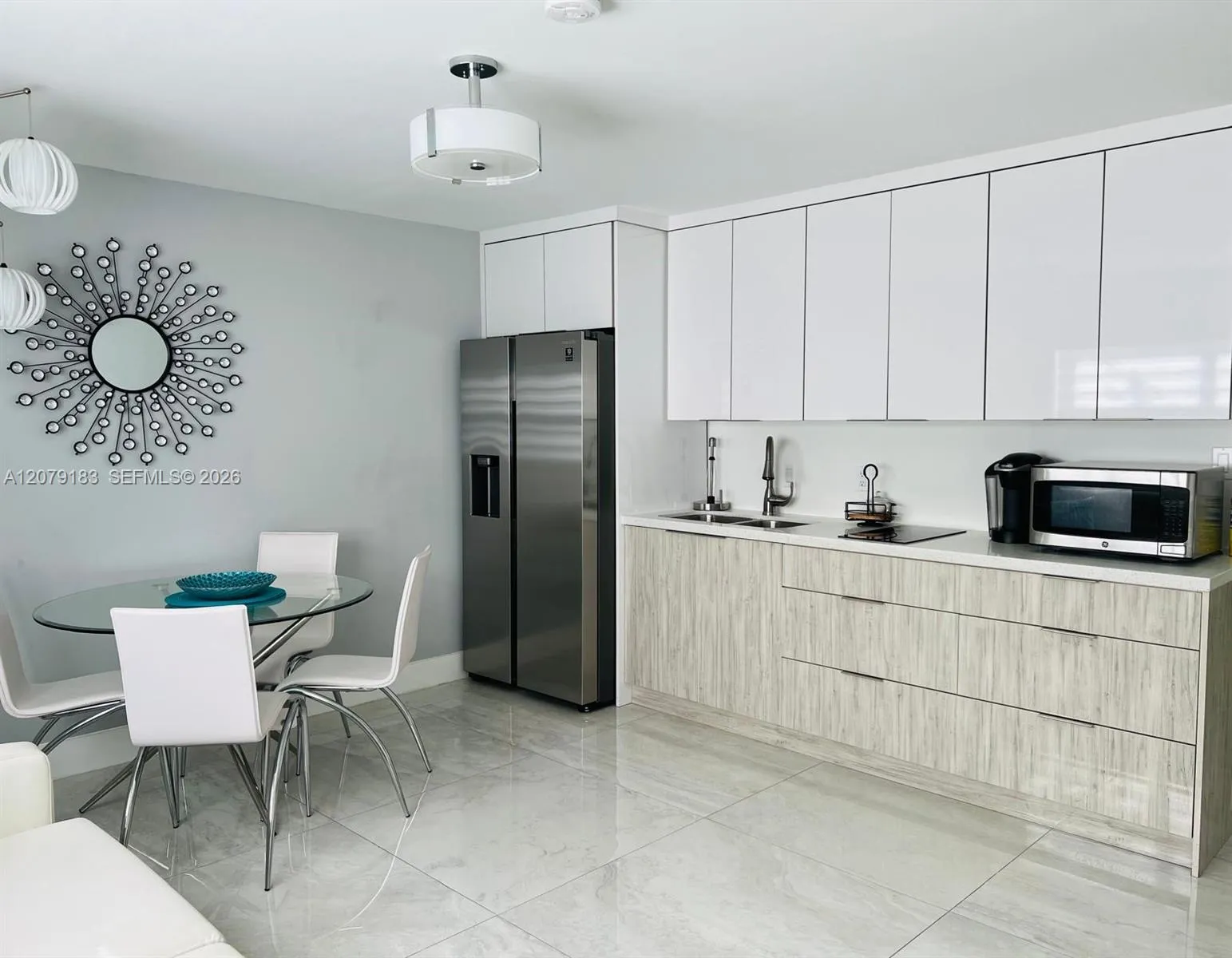 1/1 studio apartment