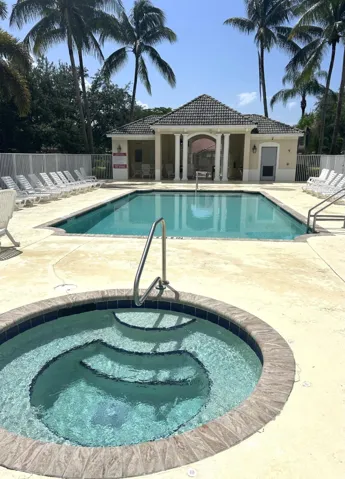 pool 4