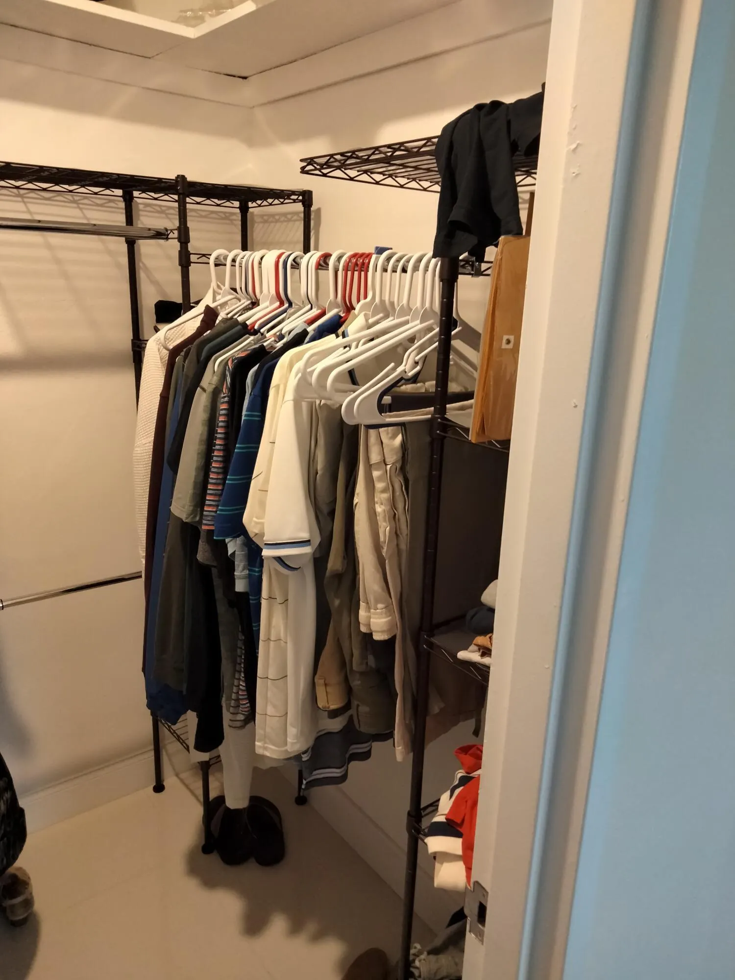 Unit 10k - walkin closet