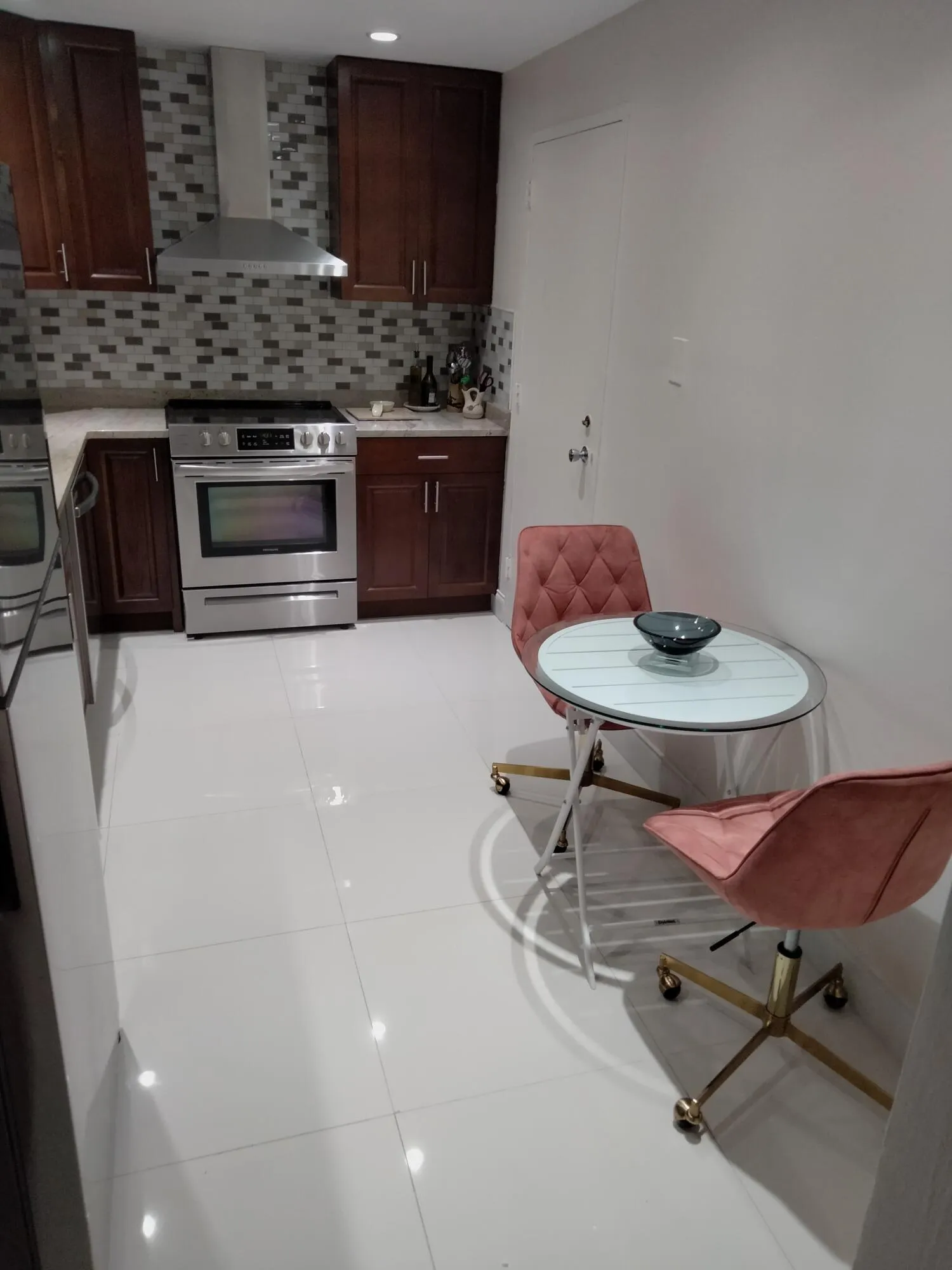 Unit 10k - kitchen