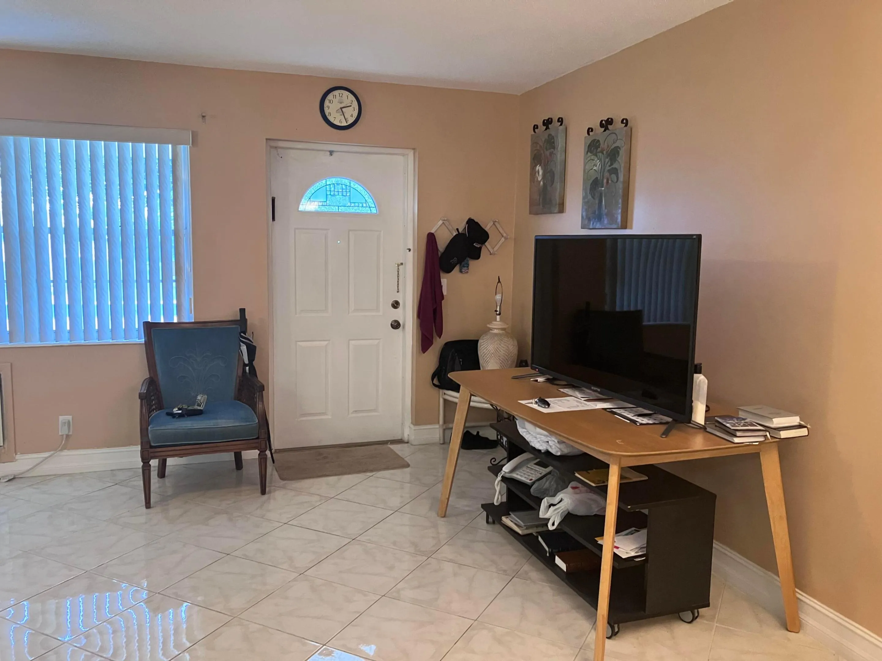 view of front door from DR