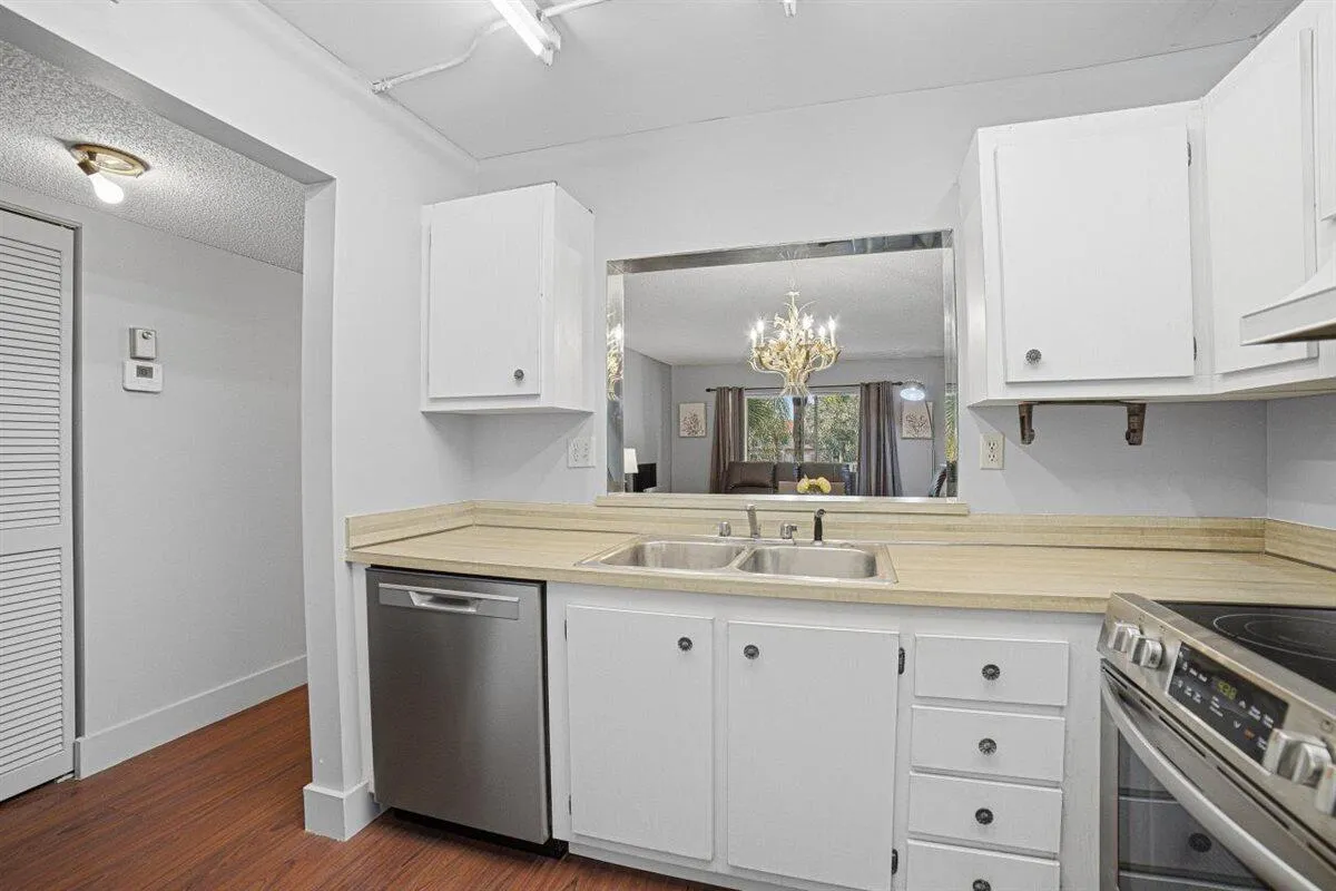 32-Kitchen-B