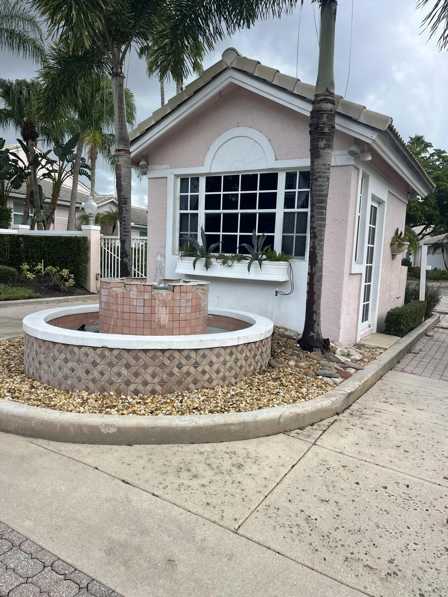 Entry Gate to Fairway Villas