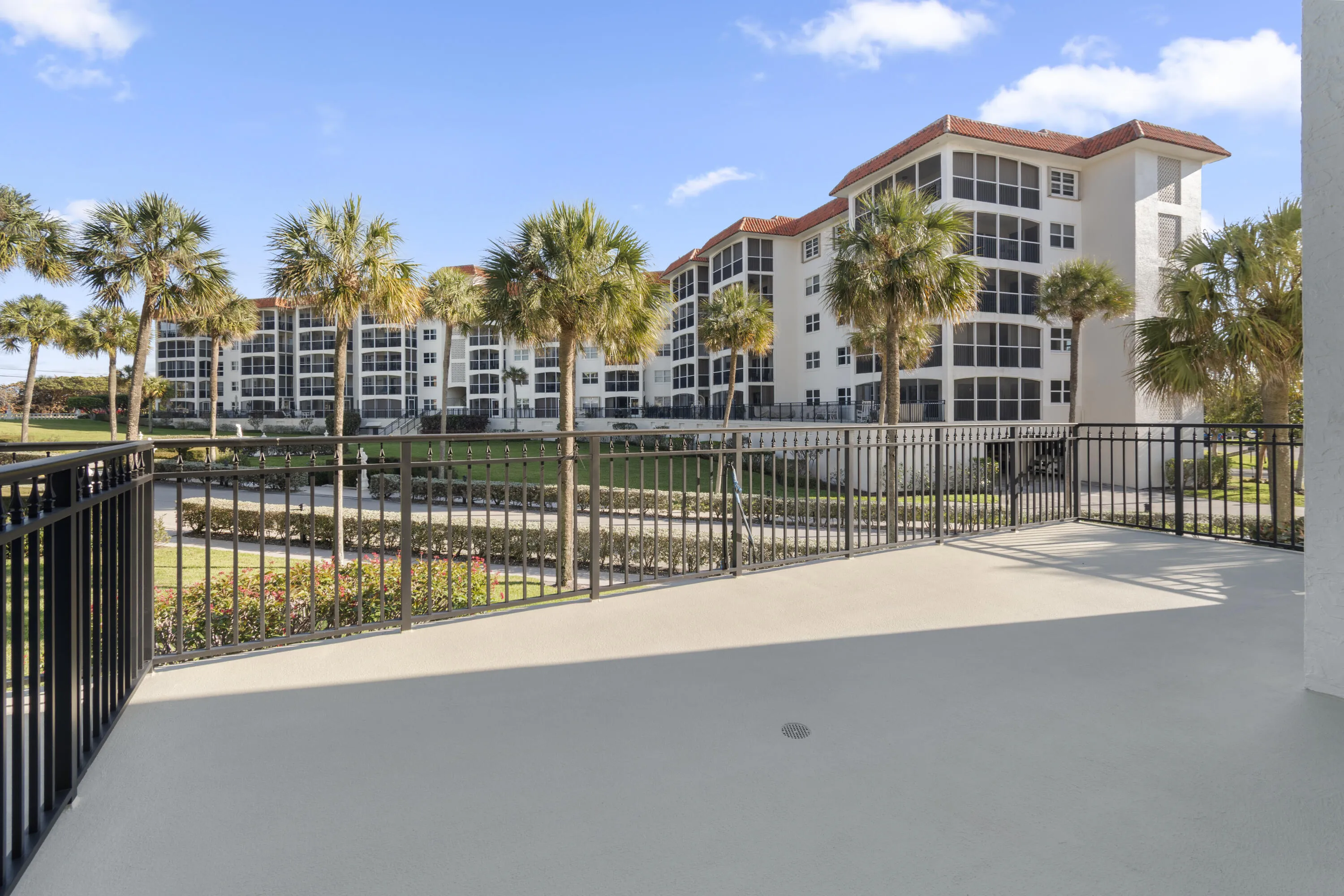 Expansive Patio