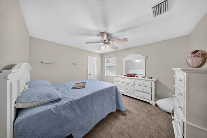 Guest bedroom - Room 2