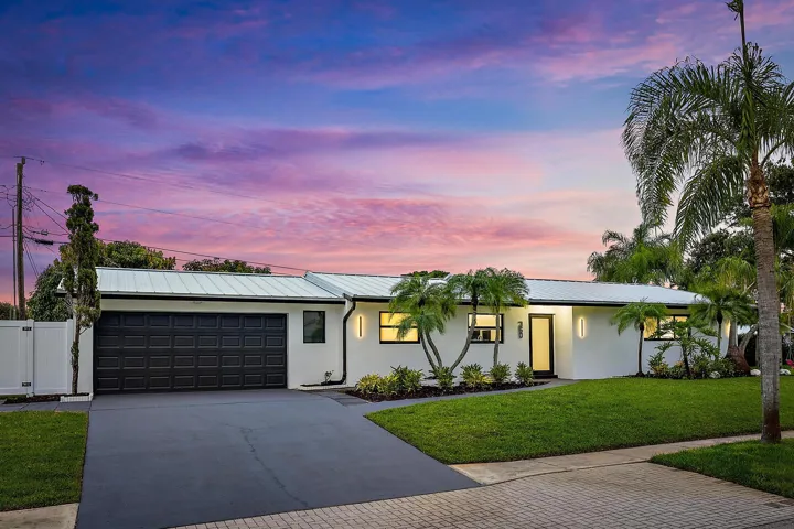 360 Saturn Ave-35