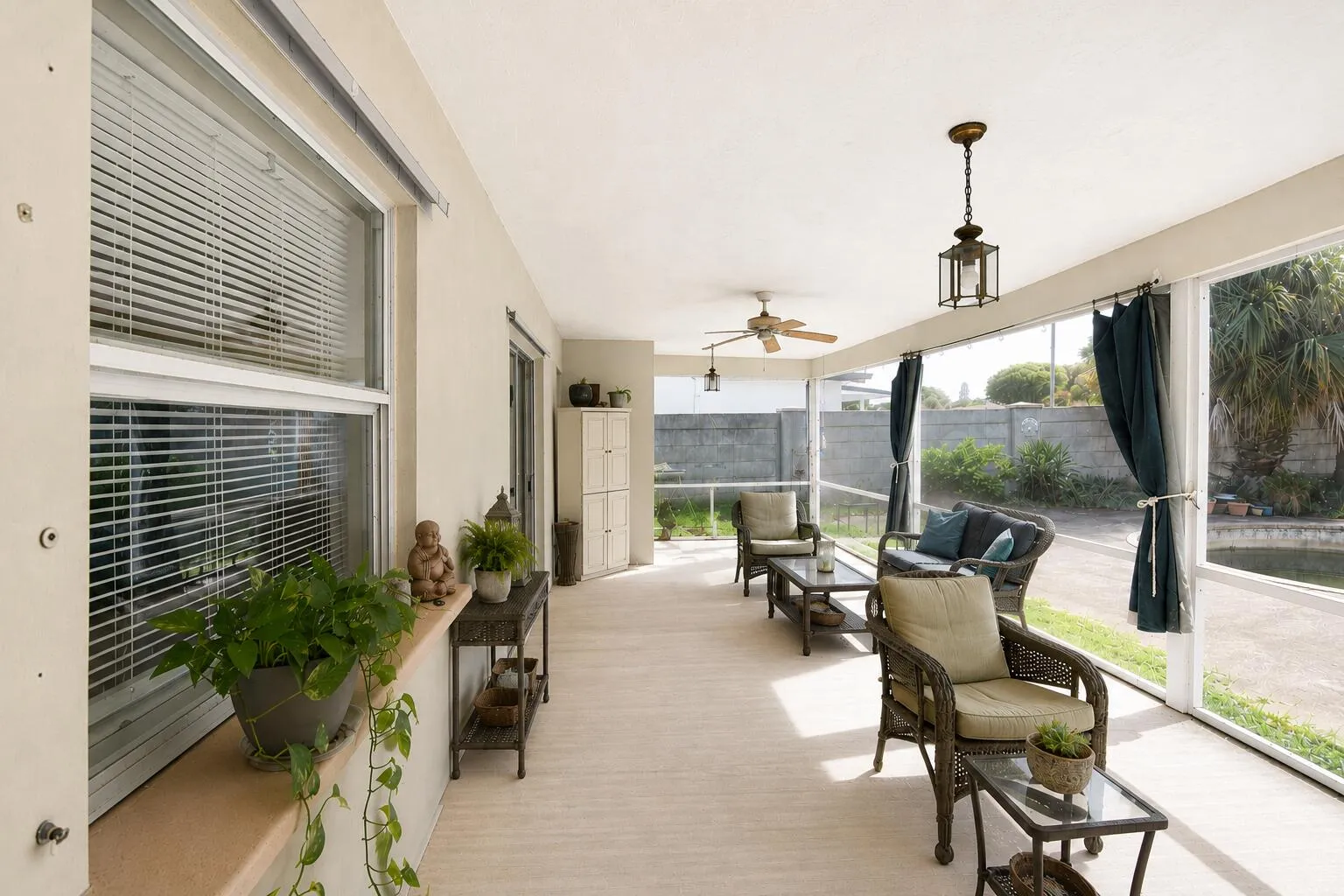 630 West Dr screend in patio